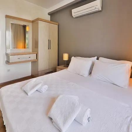 Bossa Nova Lejlighedshotel 4*