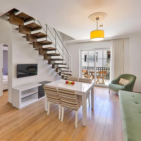 波萨诺瓦公寓酒店 4* 卡斯