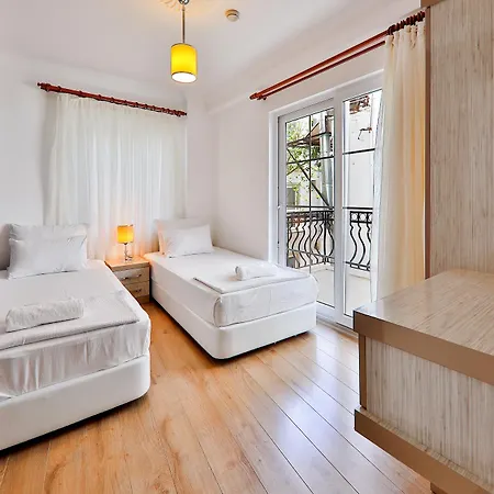Aparthotel Bossa Nova 2*
