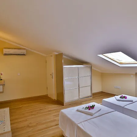 Bossa Nova Aparthotel 4*