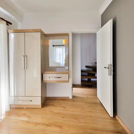 Bossa Nova Aparthotel 4*