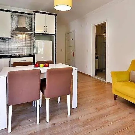 Bossa Nova Apartahotel 4*