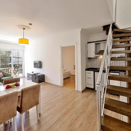 Bossa Nova Apartahotel 4*